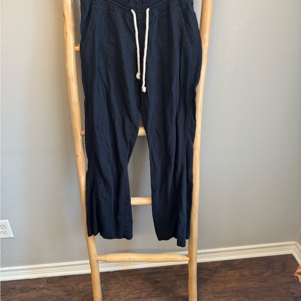 Roxy Black Joggers with White Drawstring